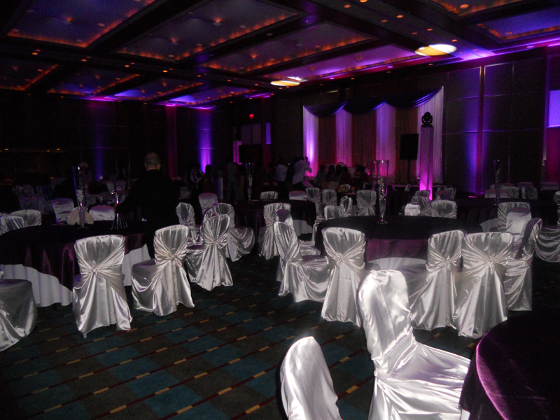 Ottawa Uplighting - Click to enlarge photo