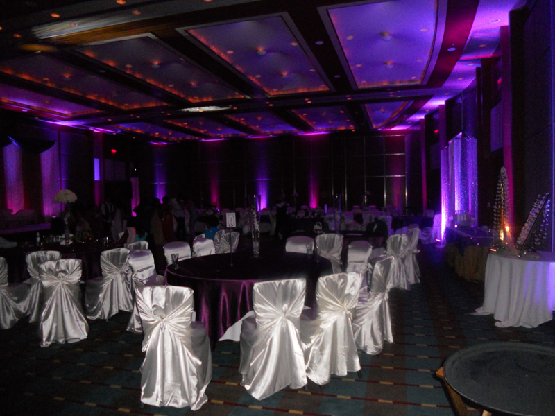 Ottawa Uplighting - Click to enlarge photo